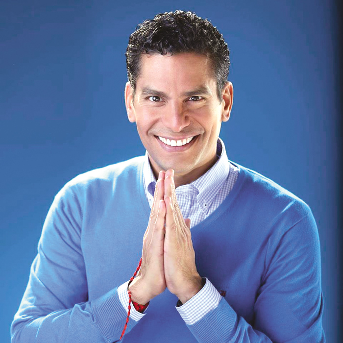 Ismael Cala busca alianzas en Costa Rica