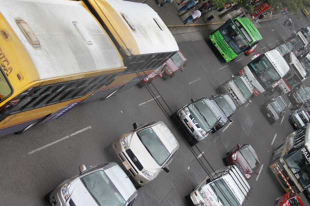 Gobierno y transportistas de turismo llegan a acuerdo