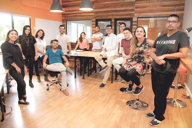 Slidebean promete nuevas herramientas digitales de diseño
