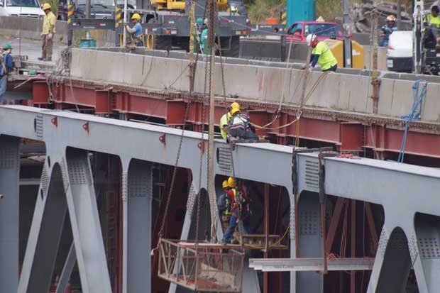 Obras en un carril del puente Alfredo González tienen avance del 80%