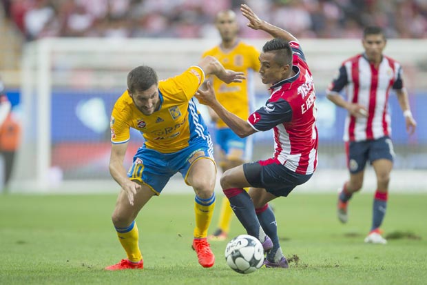 Tigres y Chivas por el dominio azteca