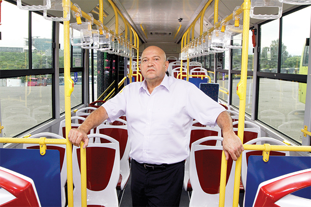 Operador de rutas abandonadas usaría buses de 15 años