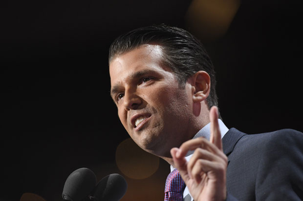Correos a hijo de Trump revelan que Rusia quería dañar a Clinton