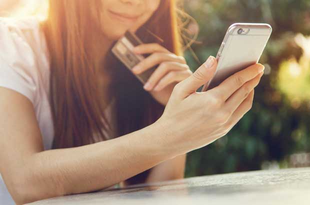 MEP lanzó reglamento para uso de celular en las aulas