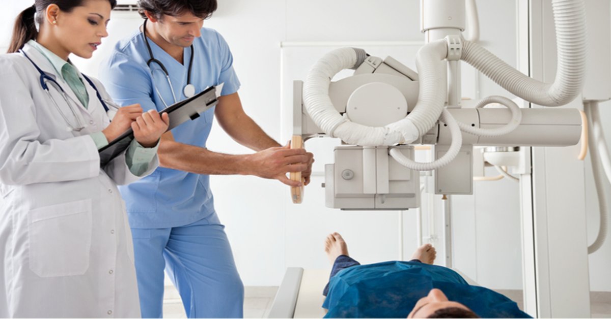 Hospital de Pérez Zeledón es pionero en operación de próstata vía láser
