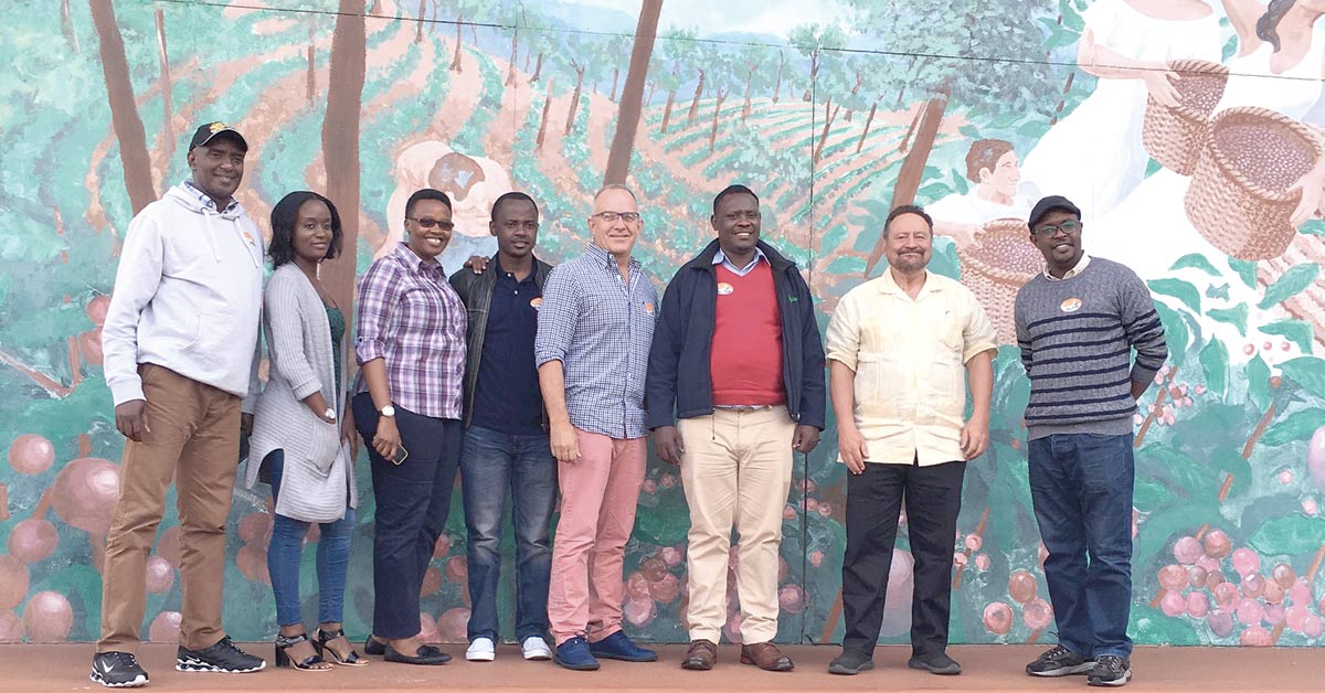Costa Rica colabora con África sobre su cadena de valor