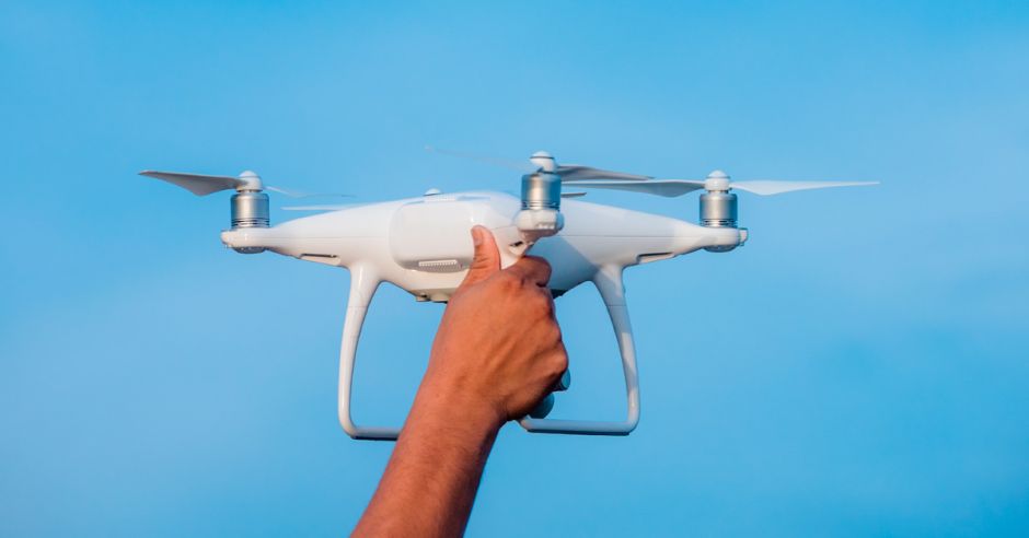 Contraloría se trajo abajo compra de drones del Ministerio de Educación