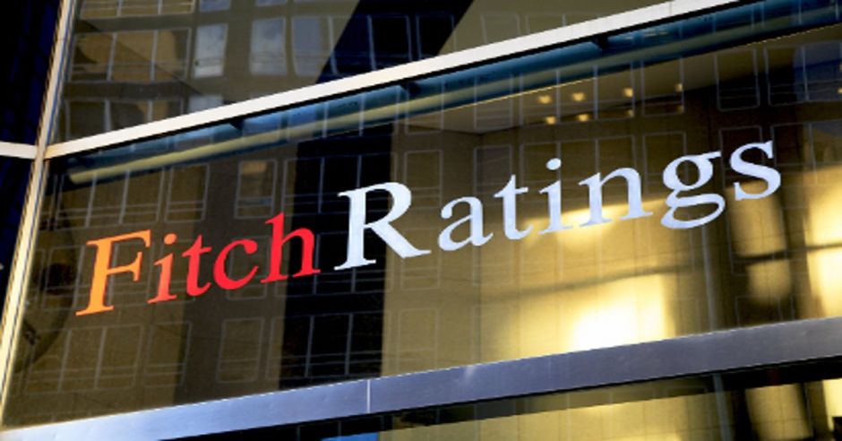 “Problemas financieros no se esfumarán aún con acuerdo con el FMI”: Fitch Ratings