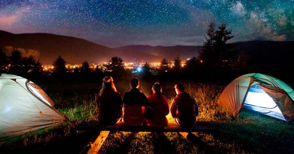 Disfrute de un picnic nocturno y fiesta de estrellas en Santa Ana