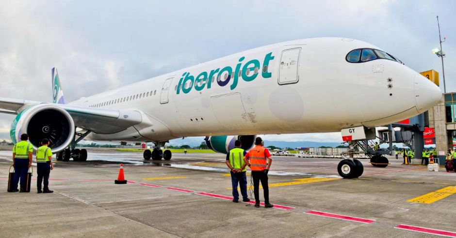 Iberojet inaugura operaciones en el país con vuelo Madrid-San José