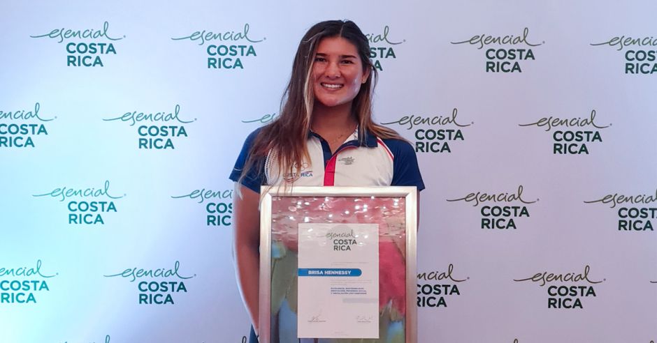 Brisa Hennessy es nombrada como nueva embajadora Esencial Costa Rica