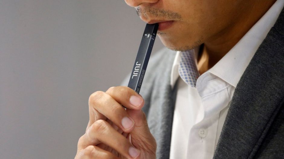 Juul: EE.UU. prohíbe la venta de todos los cigarrillos electrónicos de la conocida marca