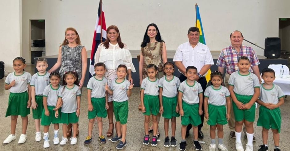 Niños de Jacó podrán formarse en áreas STEM