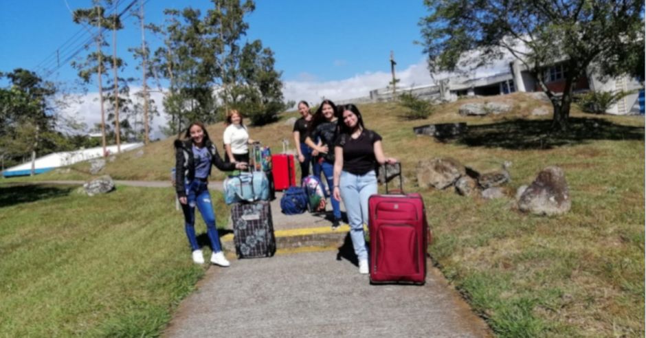 TEC abre las puertas a 110 estudiantes de escasos recursos