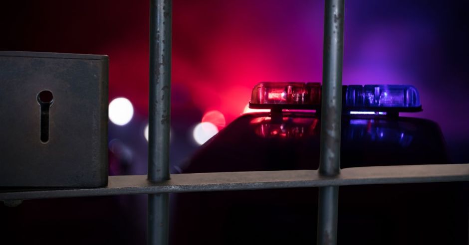 Ordenan investigación en La Reforma tras denuncia de requisas indebidas a reclusa transgénero