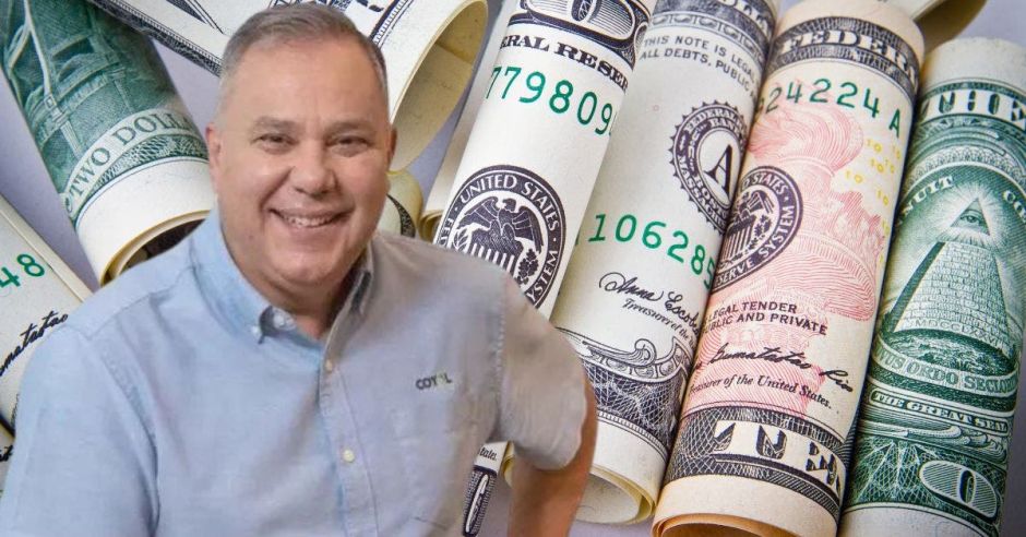 Carlos Wong de Azofras: Banco Central debe intervenir para evitar la caída del dólar