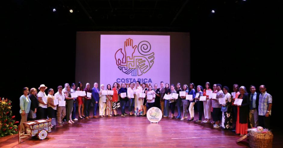 Talento tico sigue brillando: 27 artesanos reciben Sello Costa Rica Artesanal