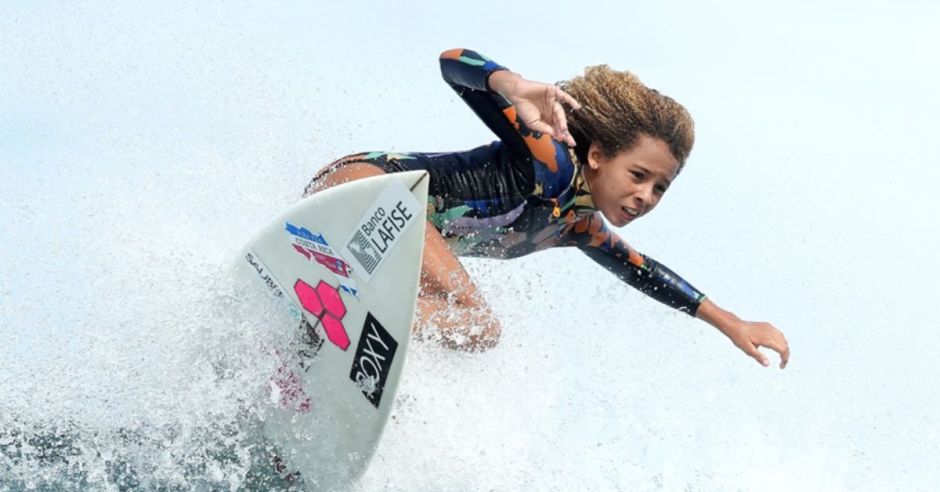 Niña limonense domina tres categorías del Circuito Nacional de Surf