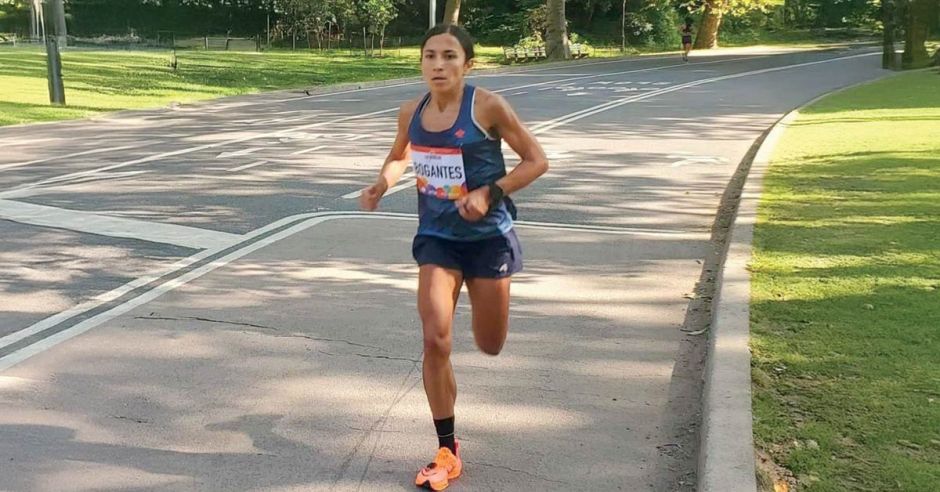 ¡Rumbo a Tokio 2025! Diana Bogantes clasifica al Mundial de Atletismo en maratón femenina