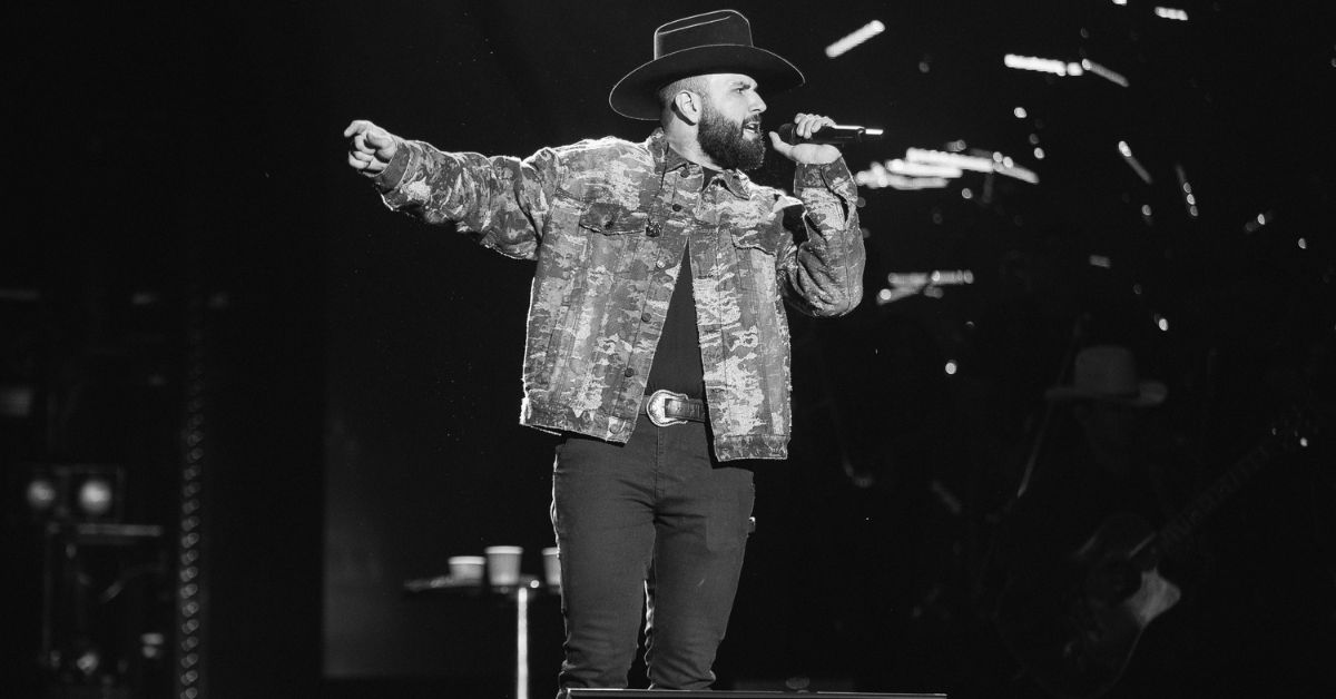 (Video) Carín León regresa a Costa Rica con concierto en el Estadio ...