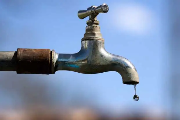 Más de cinco días sin agua afectan a residentes y estudiantes en La Estrella de Bugaba