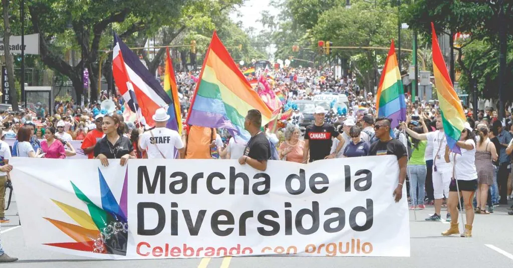 Familias gais no serían reconocidas por ningún candidato