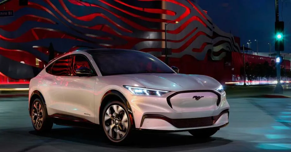 Ford presenta el nuevo Mustang Mach-E, un SUV 100% eléctrico
