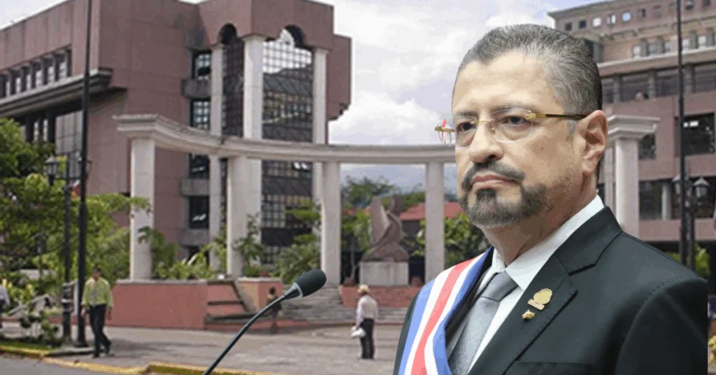 Secretario del PLN denuncia a Rodrigo Chaves ante el TSE por participar en actividad frente al Congreso