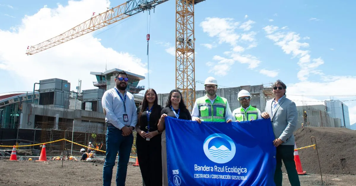 Reconocen con distinción ambiental la expansión de la terminal internacional del Aeropuerto Juan Santamaría - Periodico La República
