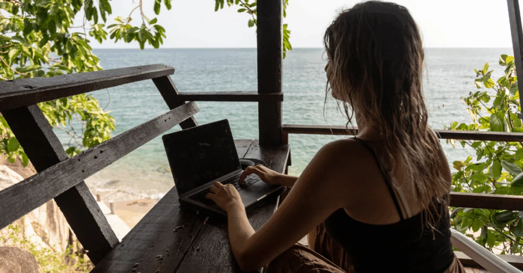 Solicitudes de visa para nómadas digitales disminuyen en Costa Rica