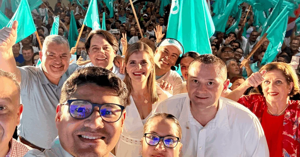 Alcalde de San Carlos deja el PLN y se une a Laura Fernández para explotar oro de Crucitas