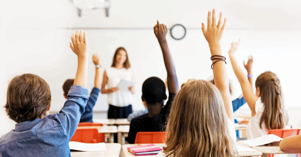 Curso lectivo 2026 se retrasará dos semanas, ¿por qué?