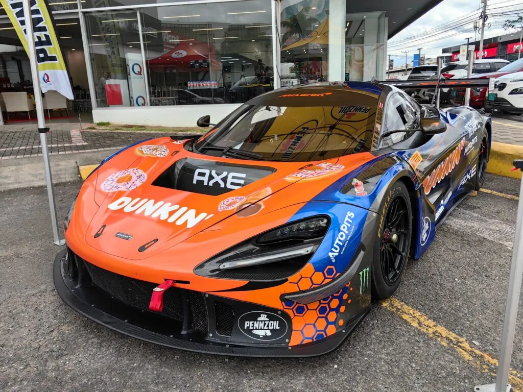 André Solano busca conquistar Las Tres Horas de Costa Rica al mando de un  McLaren 720S GT3X - Periodico La República