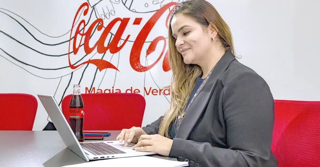 Más mujeres en tecnología y empleo inclusivo: el nuevo enfoque laboral de Coca-Cola FEMSA