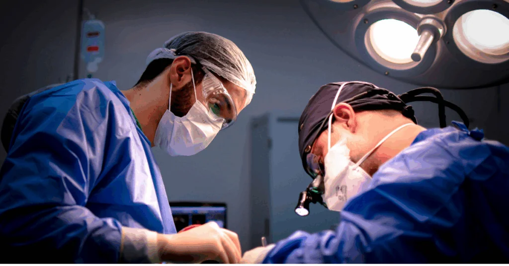 Colegio de Médicos abre investigación por muerte de paciente en clínica estética