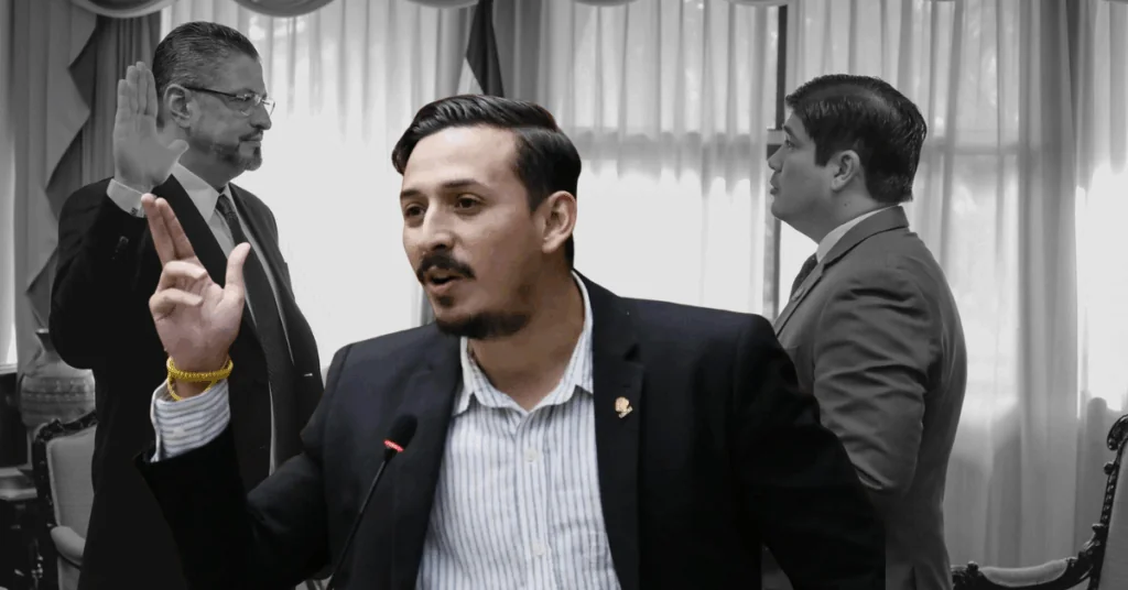 Ariel Robles a Carlos Alvarado: