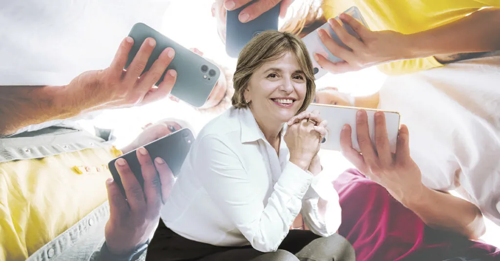 ¿Debe expulsarse a los teléfonos celulares del salón de clases?