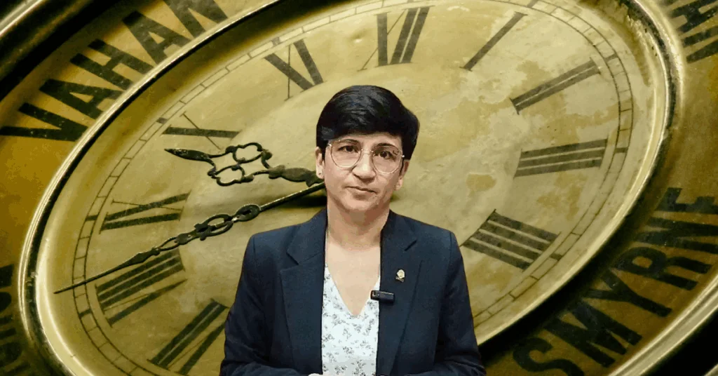 Frente Amplio canta victoria al derrotar jornadas 4×3 y señala que proyecto está herido de muerte
