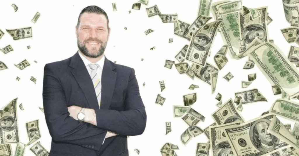 Dólar llega a nuevo mínimo histórico