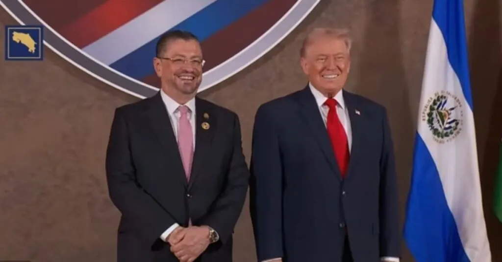 Video) Rodrigo Chaves y Laura Fernández participan en cumbre donde Trump propone usar fuerza militar contra carteles - Periodico La República