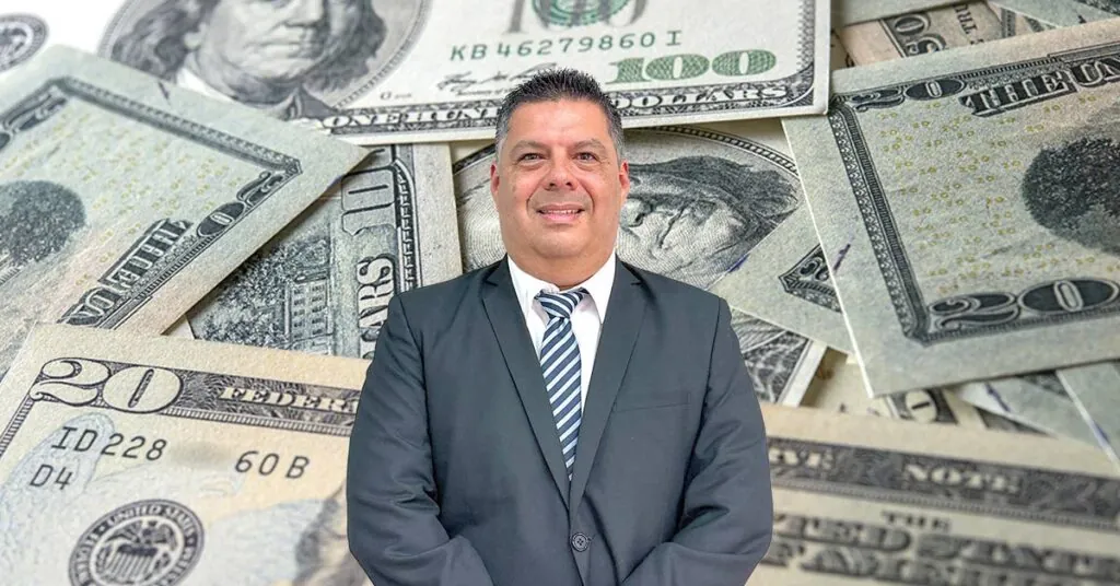 Dólar ha perdido casi ¢50 de su valor desde principios de año