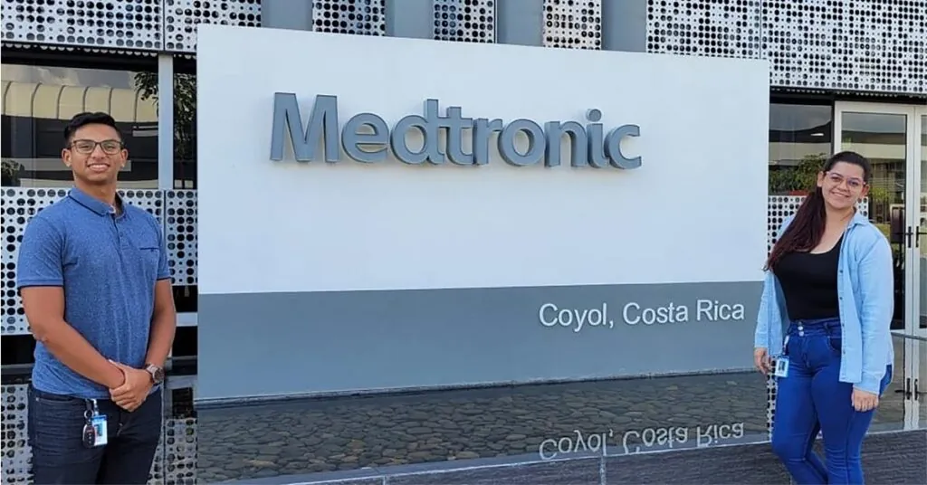 Proyecto de graduados costarricenses elevó eficiencia en planta de Medtronic en un 11,64%